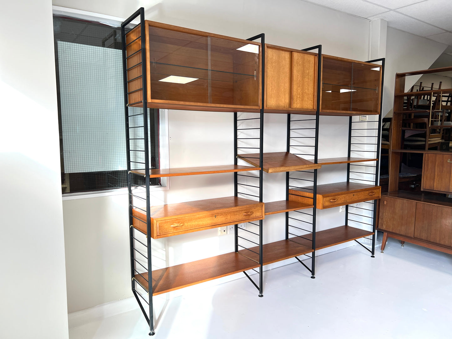 Ladderax, Mid Century Modular Shelving System