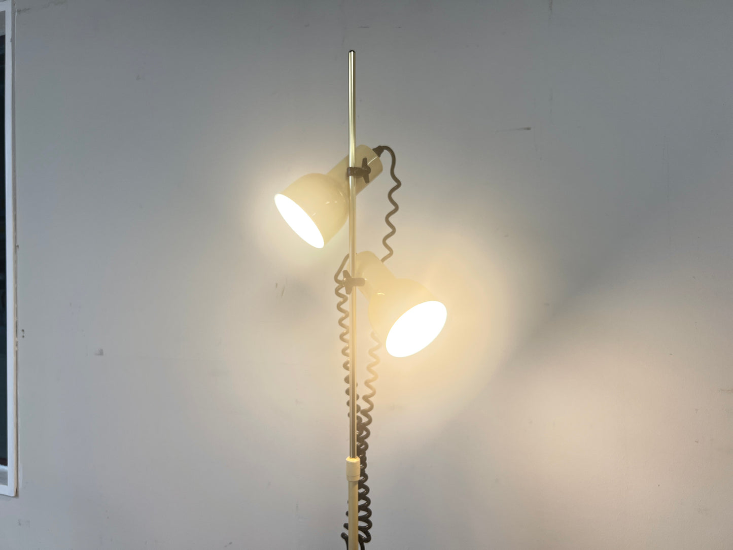 Vintage Cream Twin Spotlight Lamp