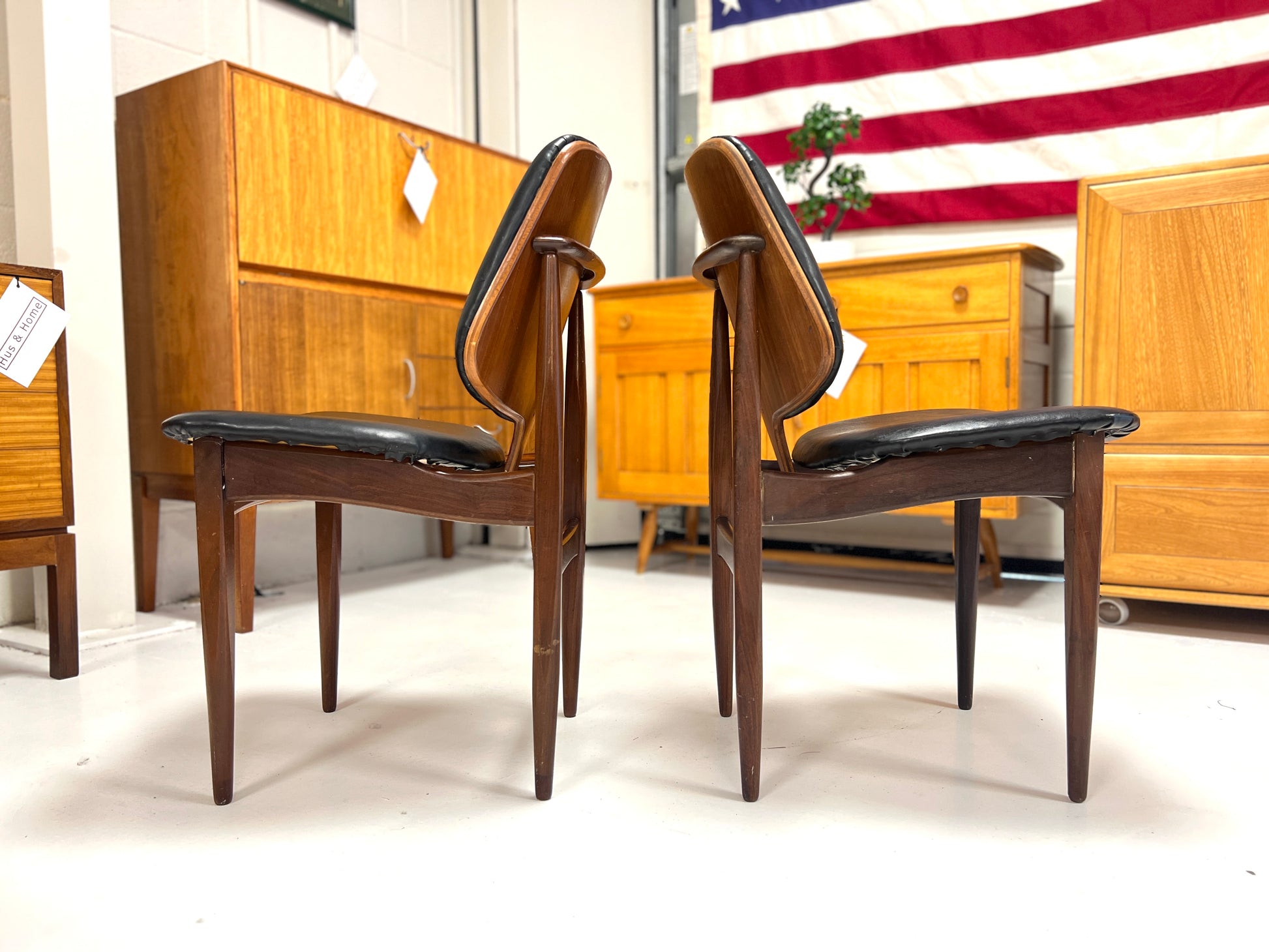 Pair of Eilliotts of Newbury, Teak and Leatherette Dining Chairs