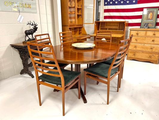Danish Rosewood Extending Dining Table by CJ Rosengaarden
