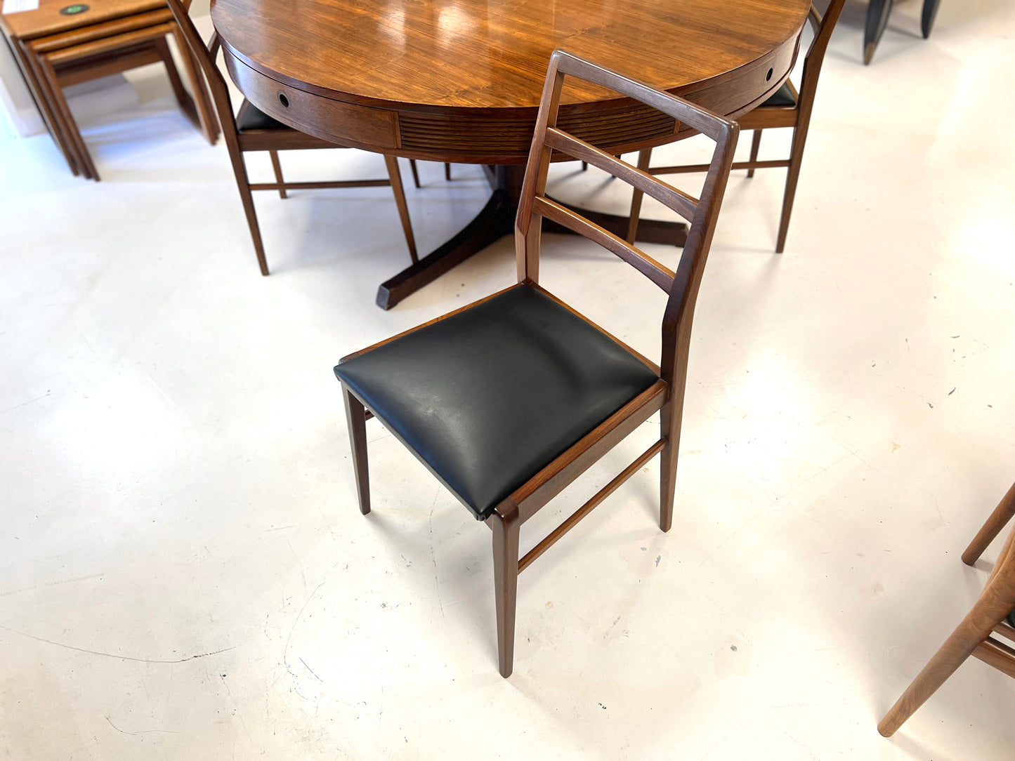 Set of 4 Richard Hornby for Fyne Ladye Dining Chairs
