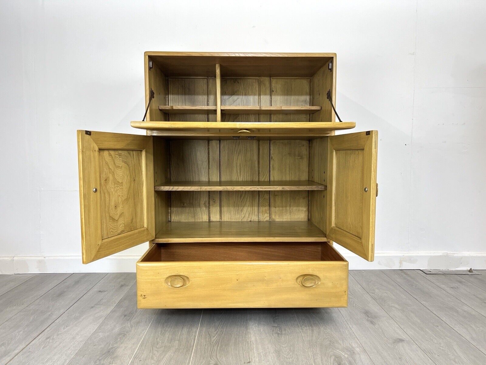 Ercol Model 469, Vintage Elm Bureau