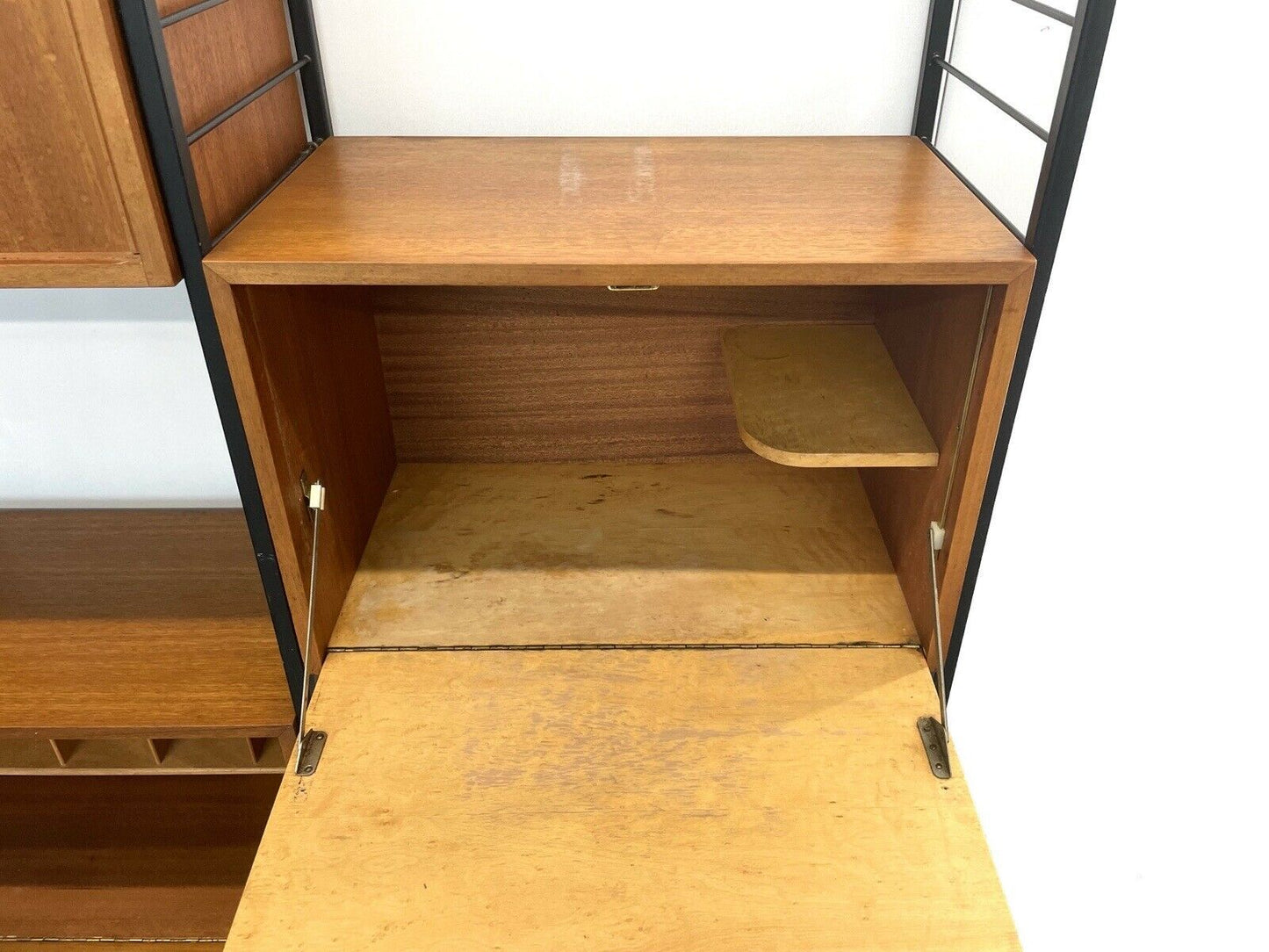 STAPLES LADDERAX - 4 Bay, Retro Modular Shelving System