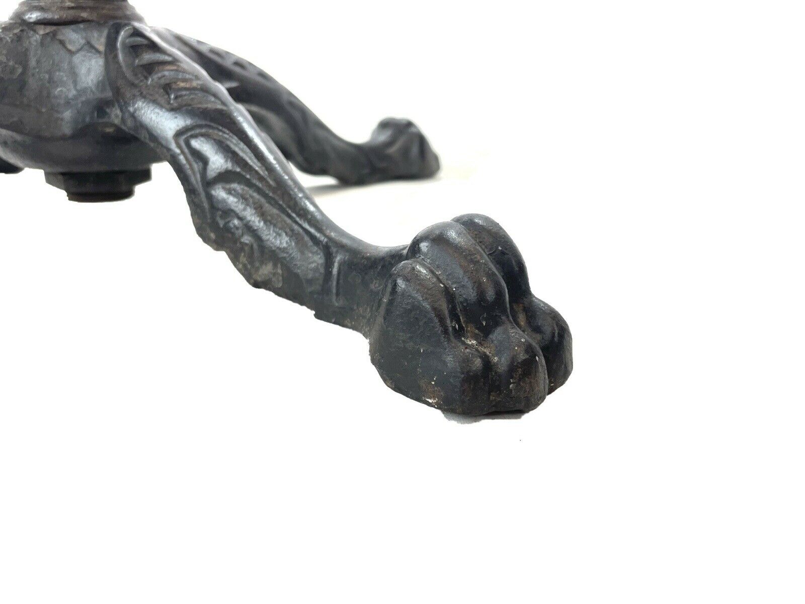 Telescopic Side Table / Occasional Table Table With Cast Iron Lion Paw Base