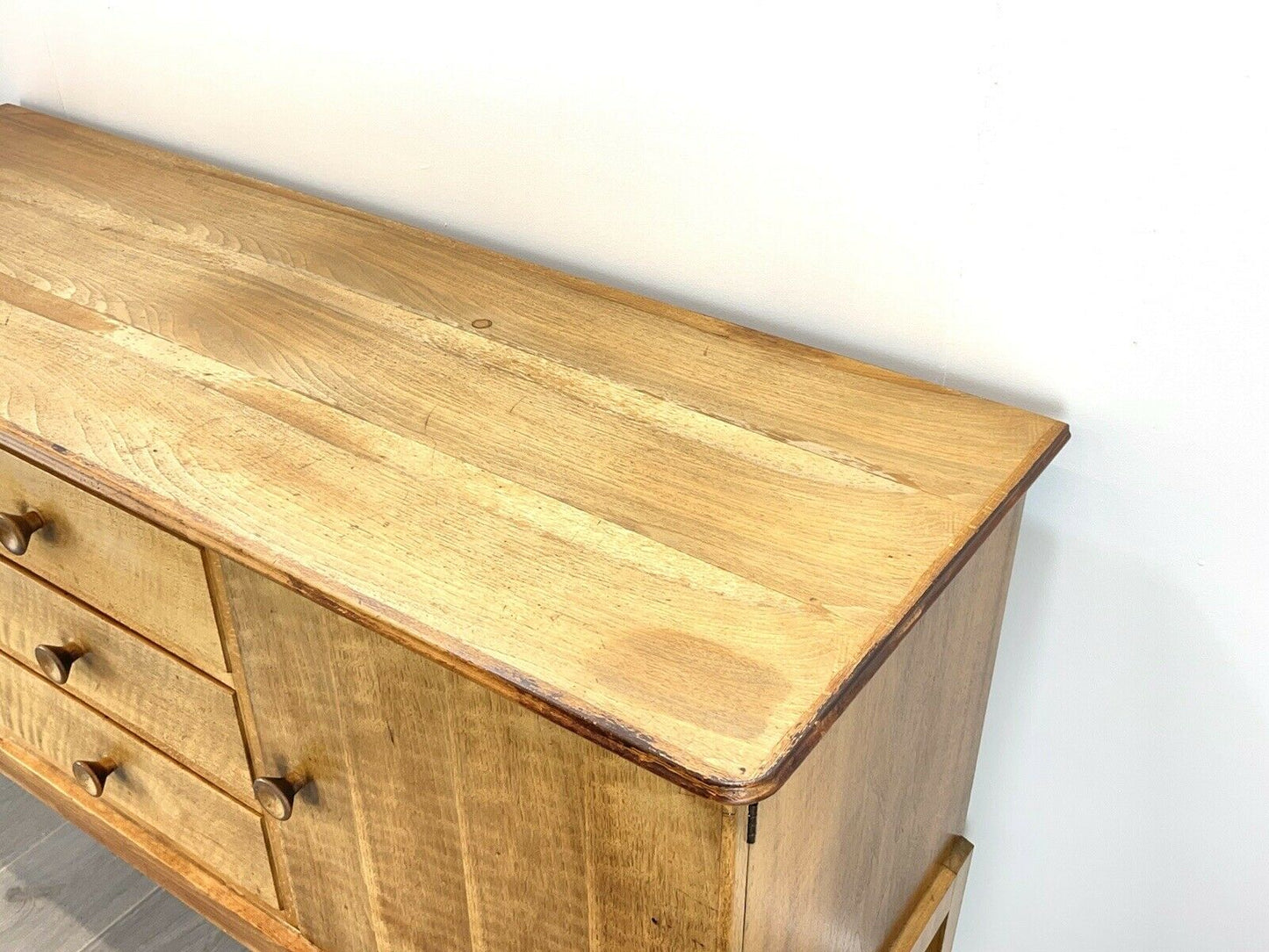 Gordon Russell, Mid Century Walnut Sideboard