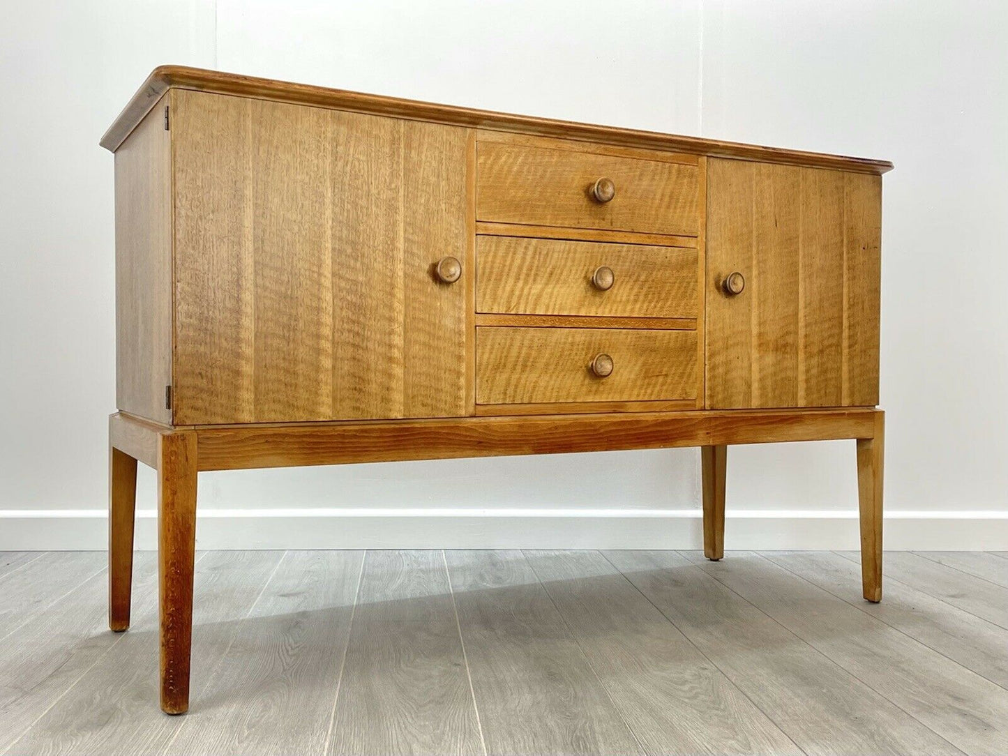 Gordon Russell, Mid Century Walnut Sideboard
