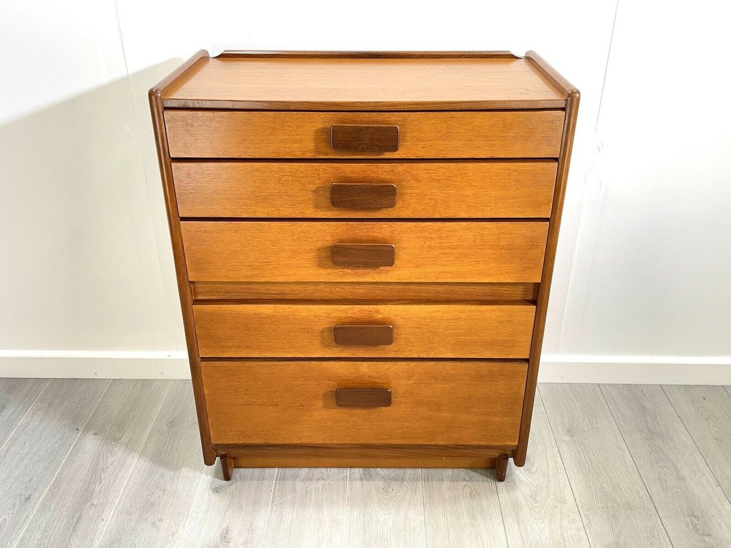 White and Newton, Retro Teak Chest of 5 Drawers