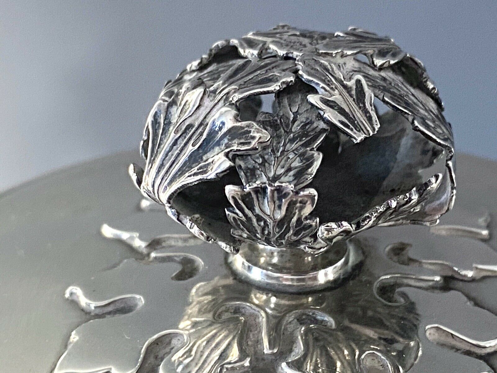 George V Silver Lidded Porringer By C. S. Harris & Sons Ltd., London 1927 - 870g
