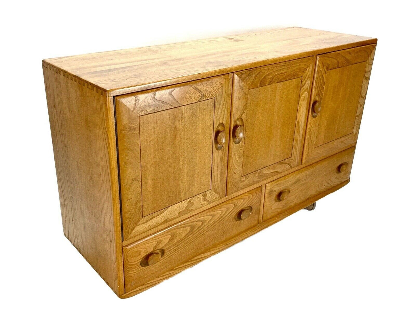 Ercol, Mid Century Modern, Model 468 Sideboard