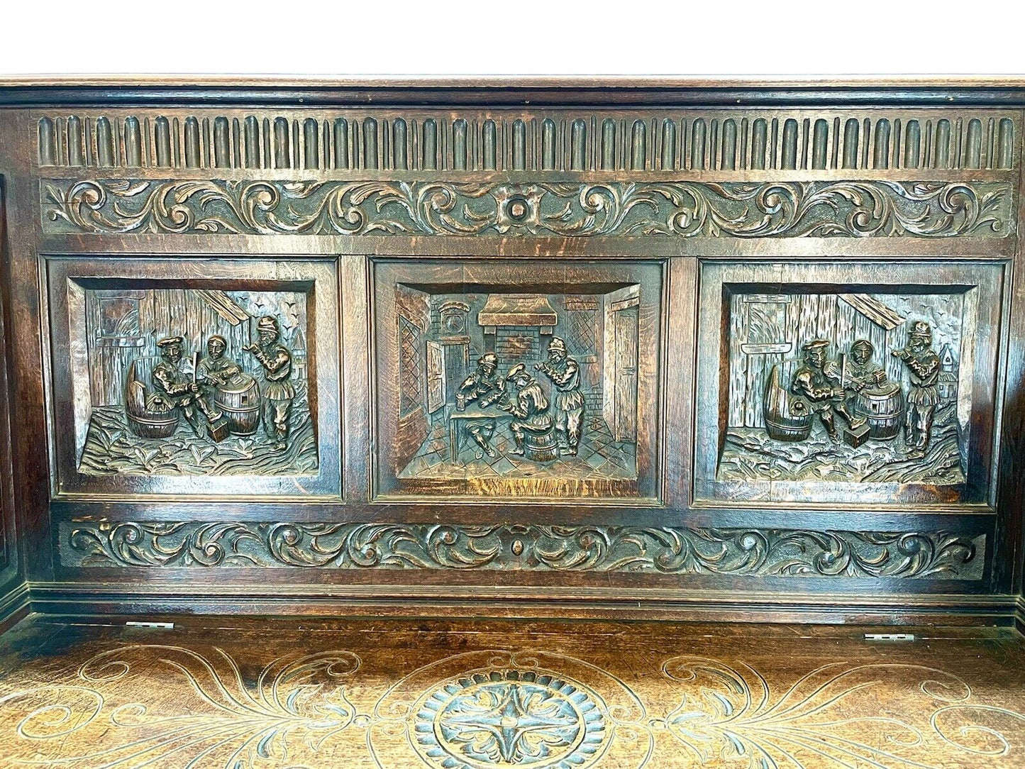 A Carved, 19th Century, Flemish Style, Oak Bench / Settle