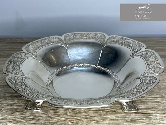 Georgian Engraved Silver Bowl By Samuel Strahan, London 1808