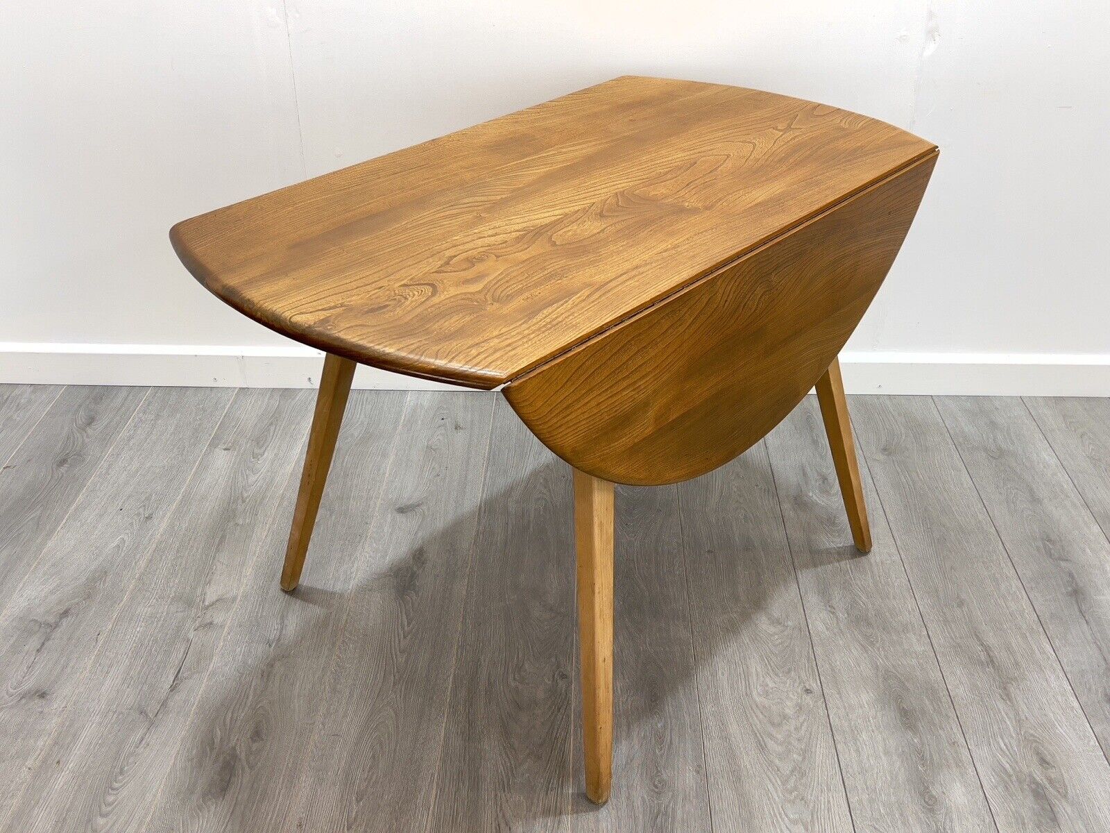 Ercol Model 384, Retro Drop Leaf Oval Dining Table - Blue Label