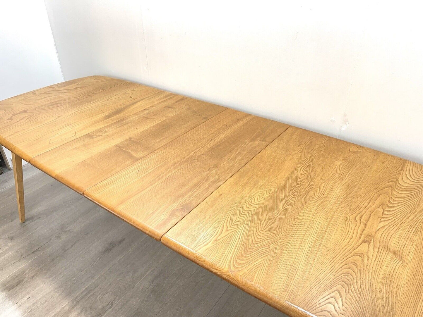 Ercol 510, Vintage Gold Label, Grand Windsor Elm Extending Dining Table