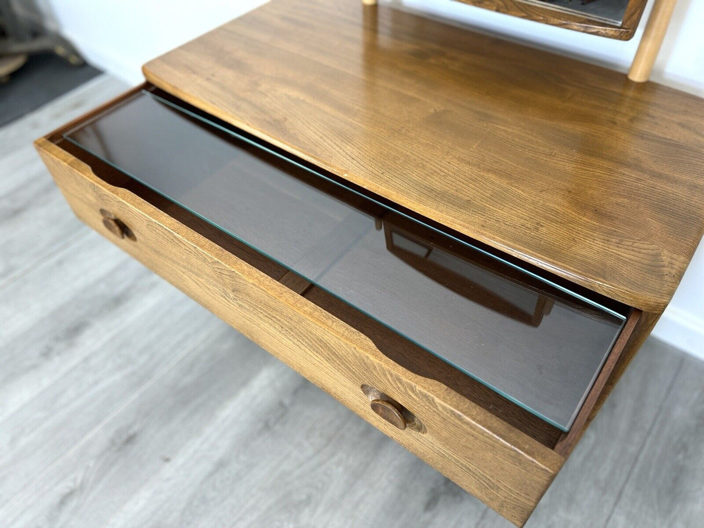 Ercol 408 - Mid Century Chest of Drawers With Mirror / Dressing Chest