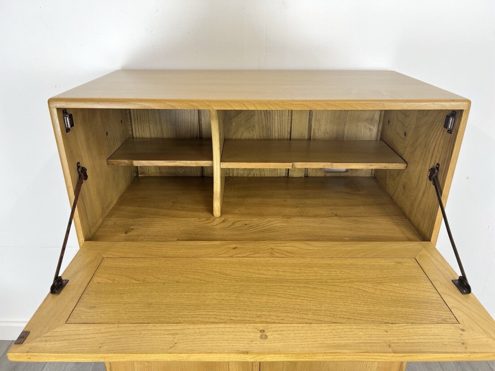 Ercol Model 469, Vintage Elm Bureau