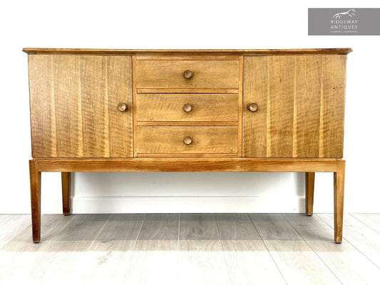 Gordon Russell, Mid Century Walnut Sideboard