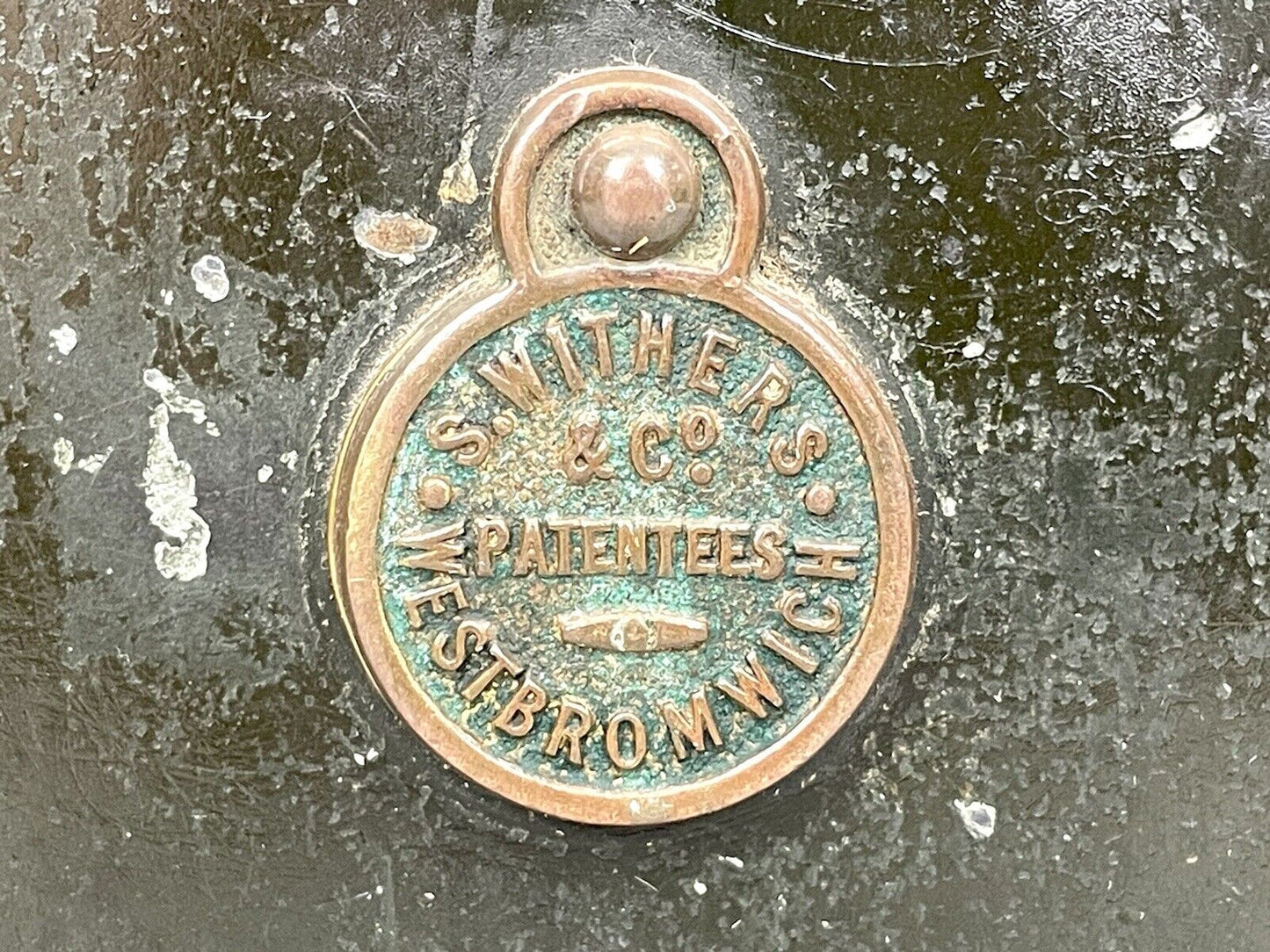 Samuel Withers & Co, Cast Iron Safe With Key & Working