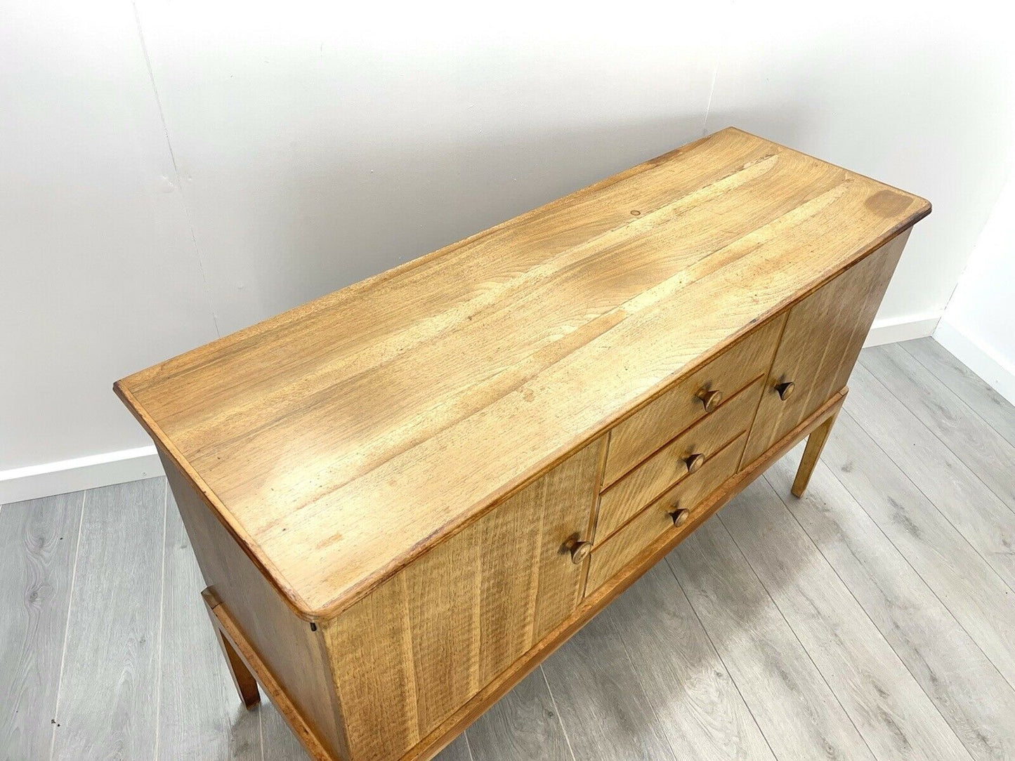 Gordon Russell, Mid Century Walnut Sideboard