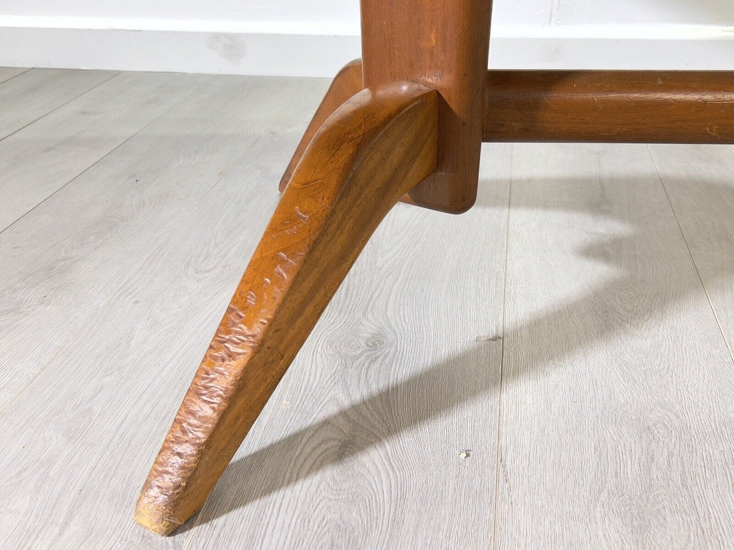 Gordon Russell of Broadway, Mid Century Rosewood Extending Dining Table