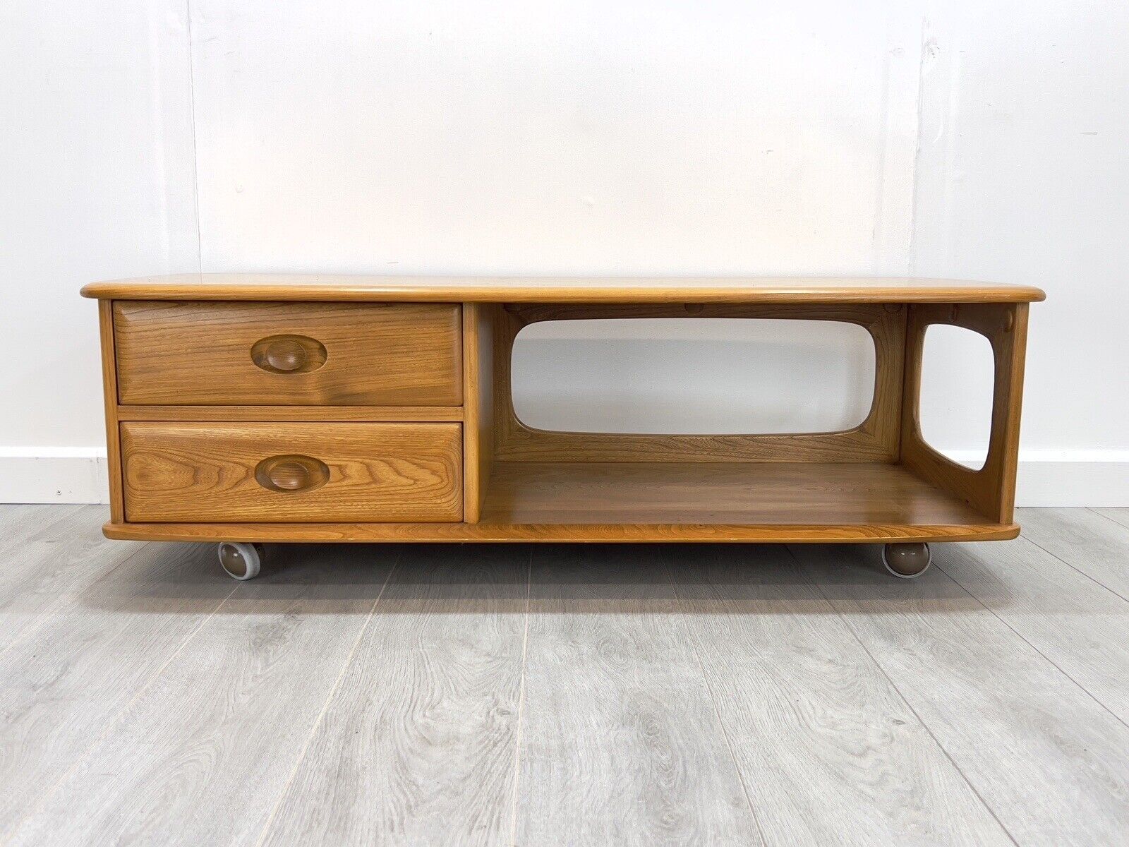 Ercol Model 844, Elm Minerva Coffee table with 2 drawers