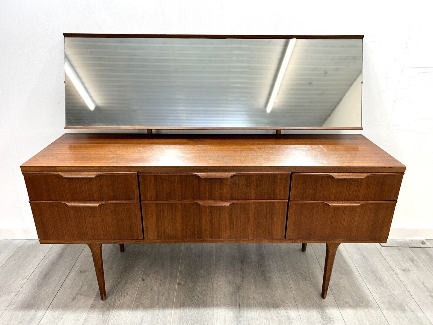 Austinsuite, Mid Century Chest of 6 Drawers / Dressing Table