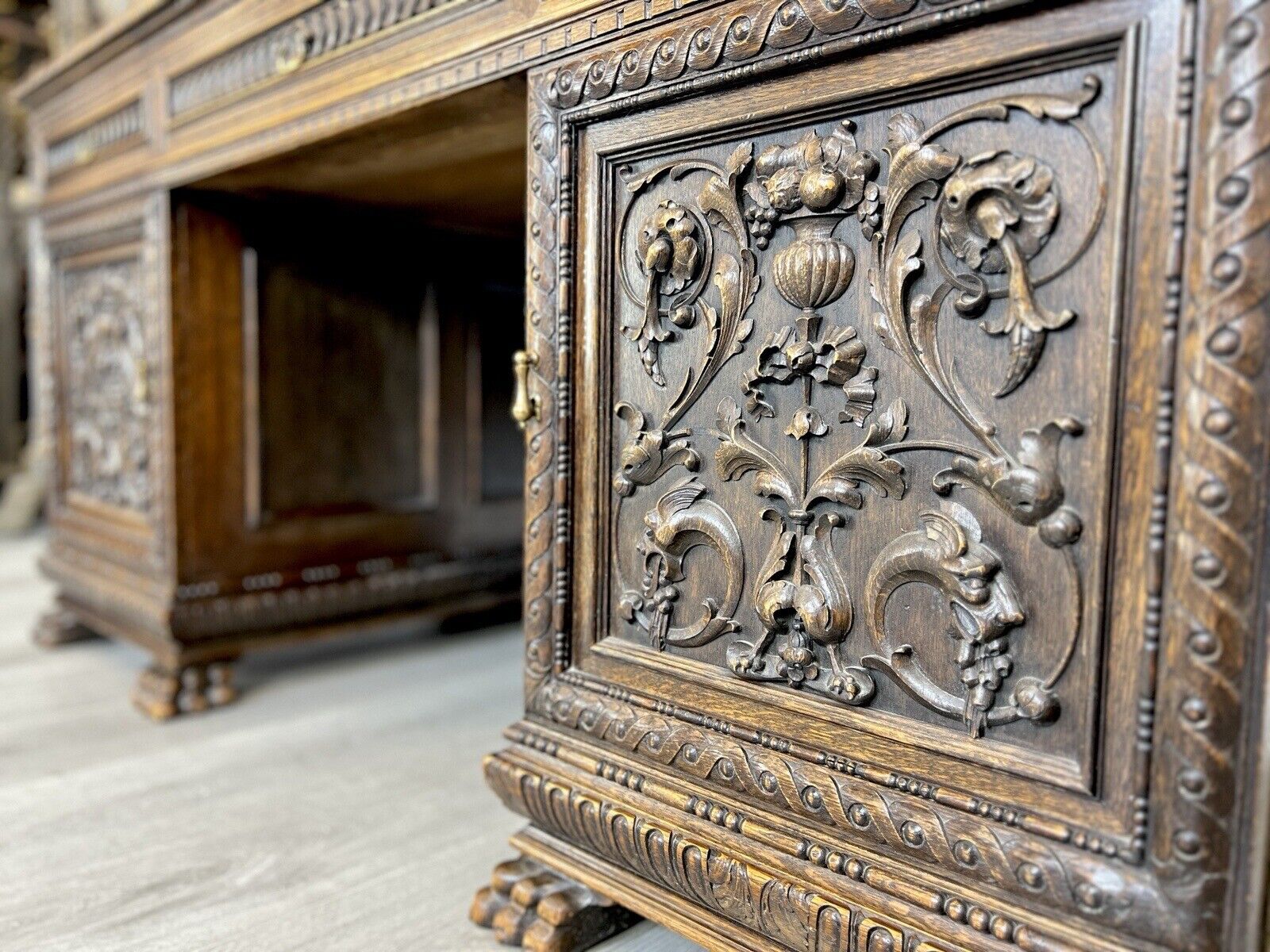 19th Century, Carved Oak Double Pedestal Desk