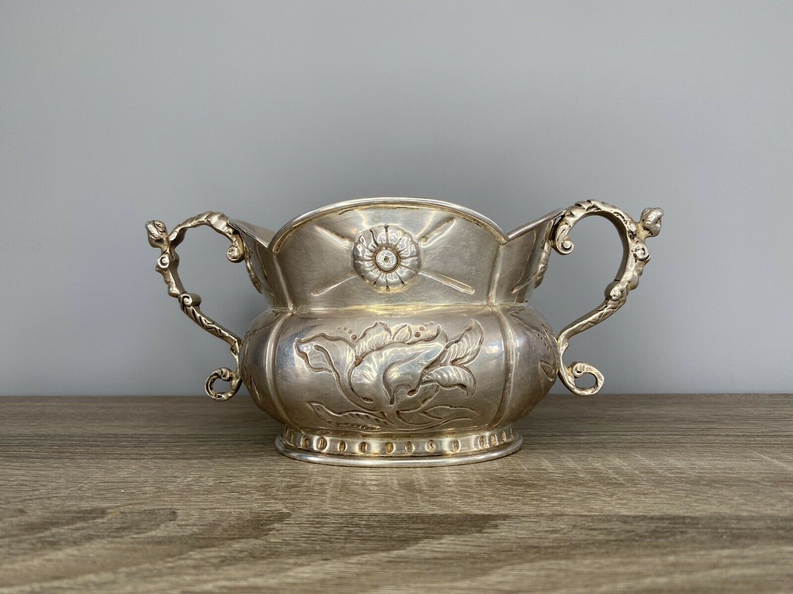 English 17th Century, Charles II Silver Bowl/Porringer
