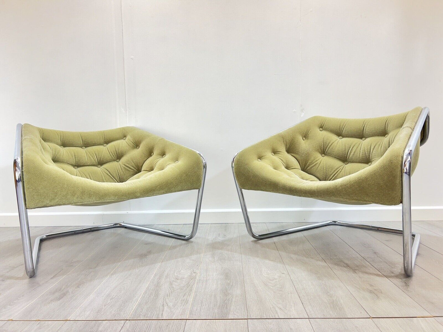 Pair of Boxer Lounge Chairs By Kwok Hoi Chan for Steiner