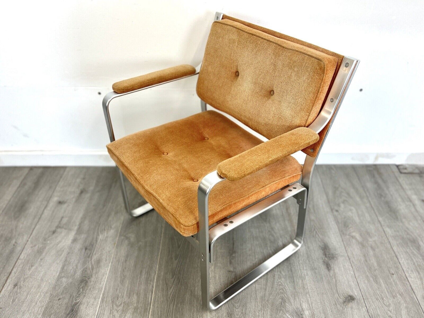 J. O. Carlsson Mondo, Corduroy & Aluminium Club / Lounge Chair