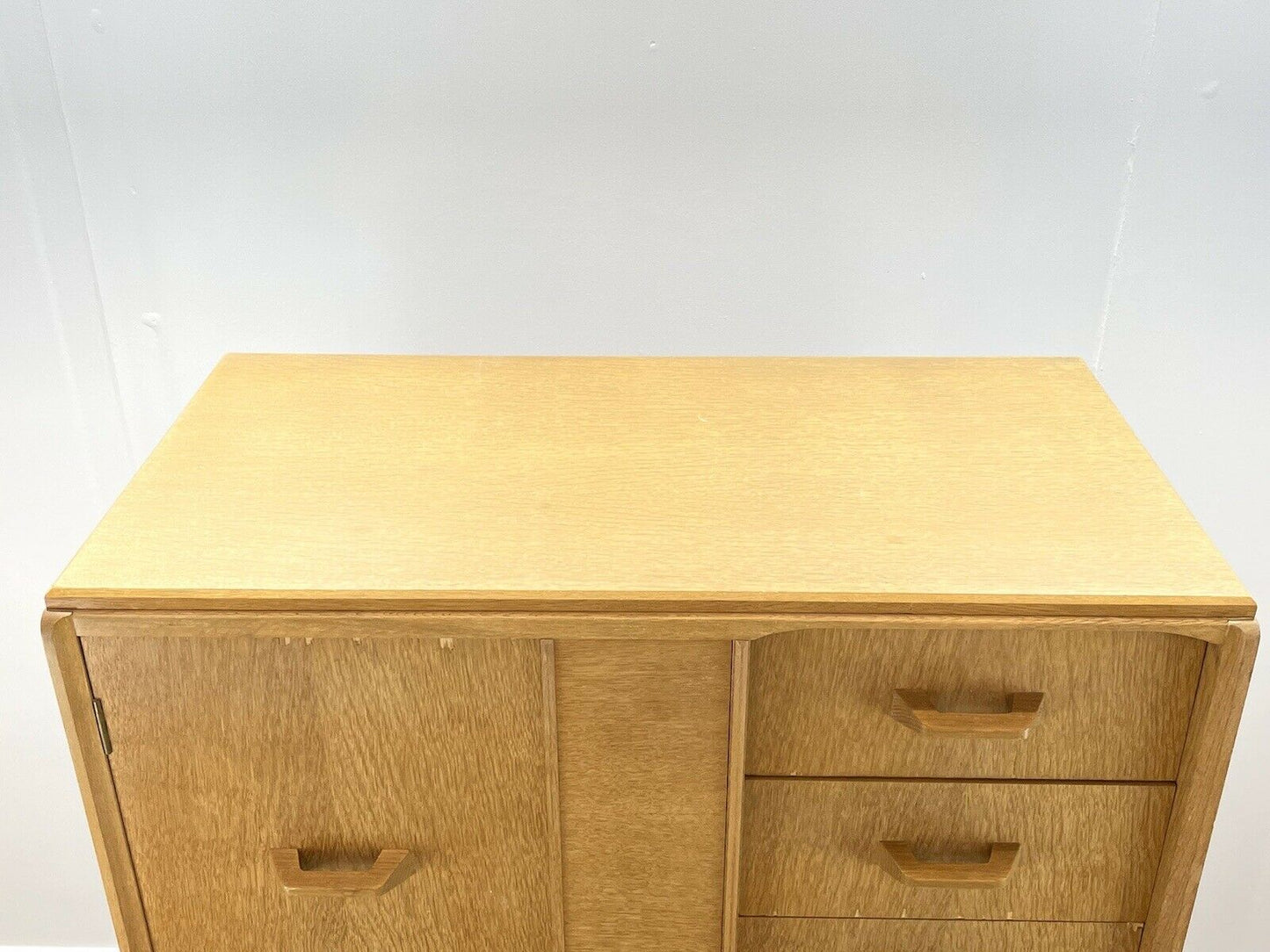 G Plan Brandon, Oak Small Gentlemans Wardrobe / Compactum