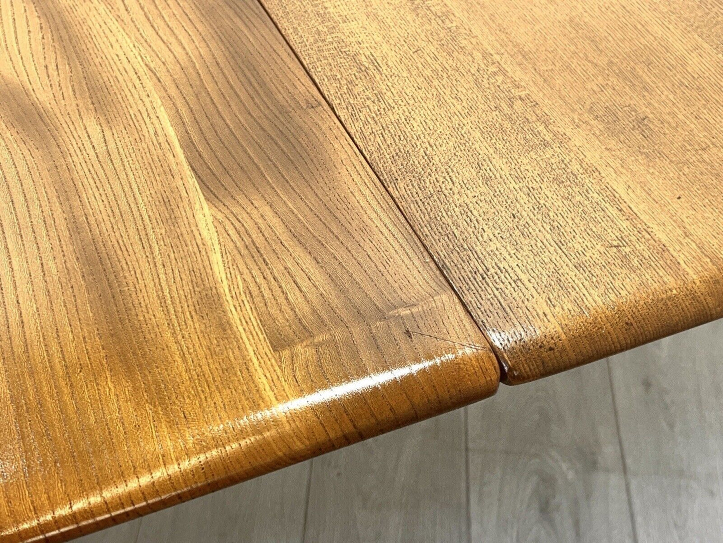 Ercol 444, Vintage Blue Label, Grand Windsor Elm Extending Dining Table