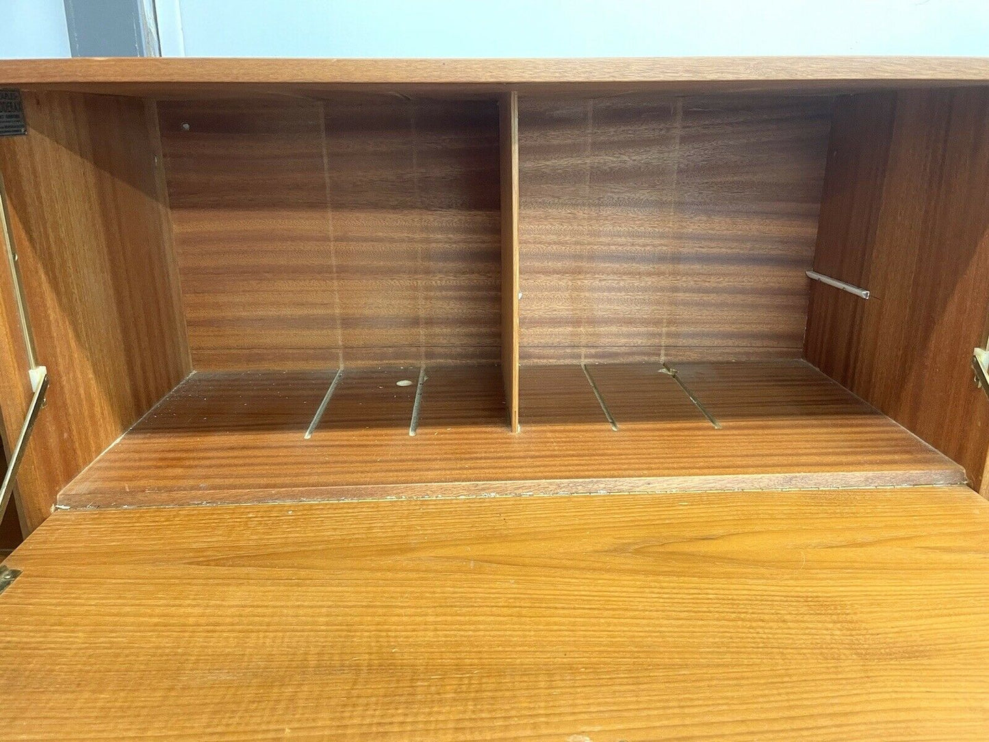 STAPLES LADDERAX - 4 Bay, Retro Modular Shelving System