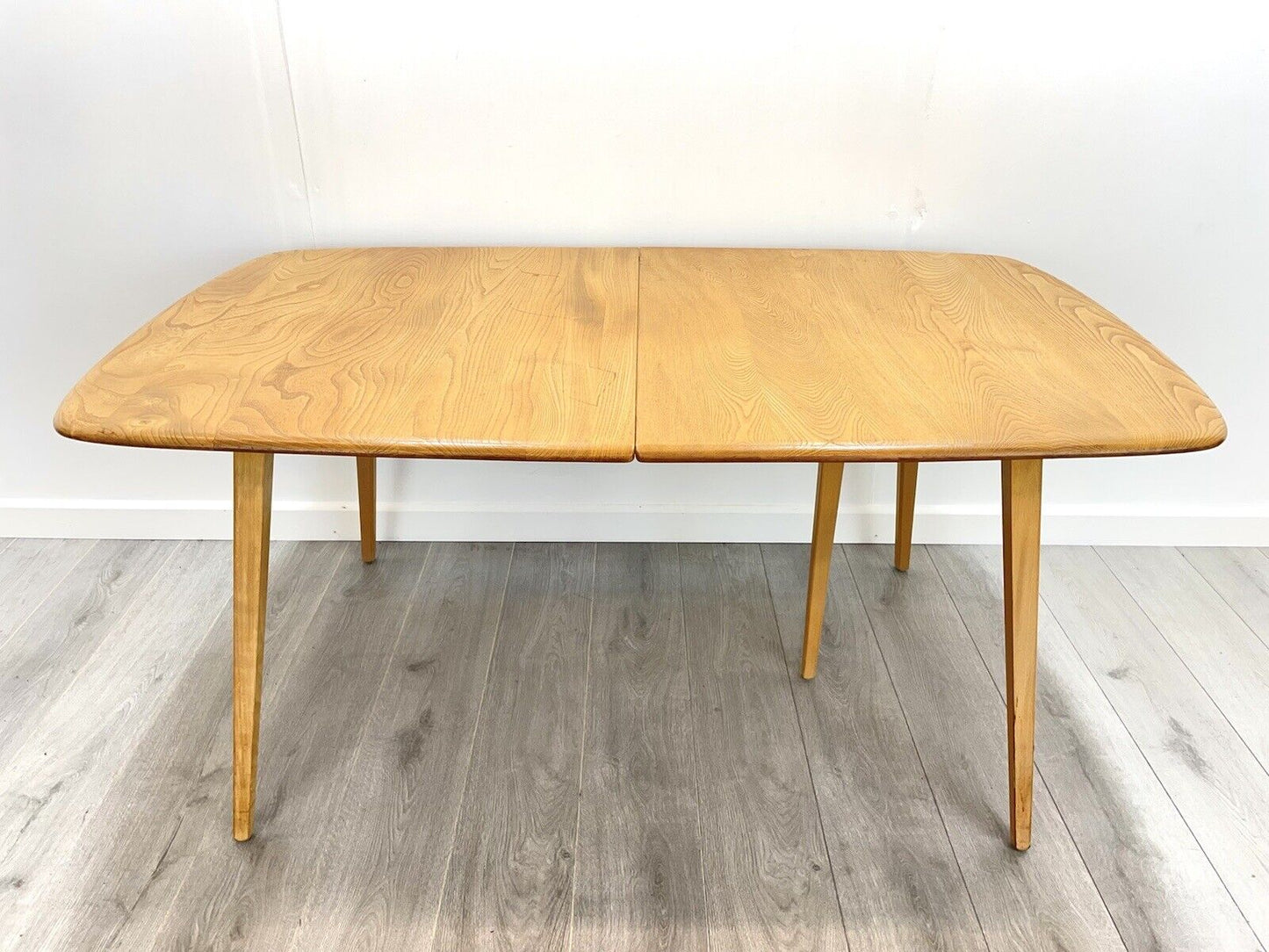 Ercol 510, Vintage Gold Label, Grand Windsor Elm Extending Dining Table
