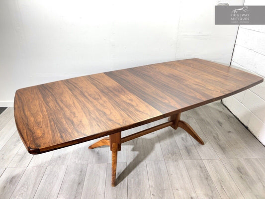 Gordon Russell of Broadway, Mid Century Rosewood Extending Dining Table