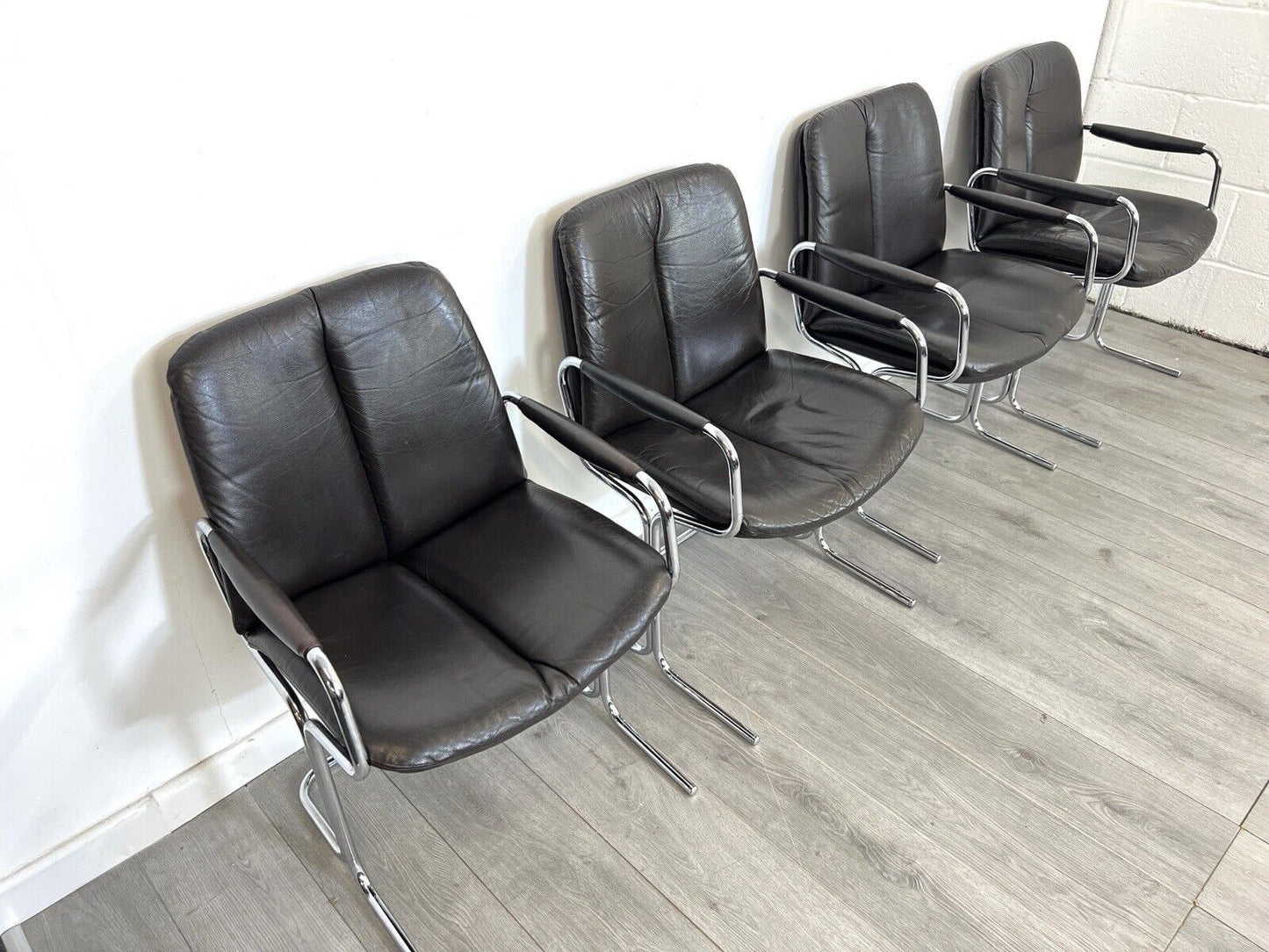 Pieff Eleganza, Set of 4 Chrome and Brown Leather Dining Chairs
