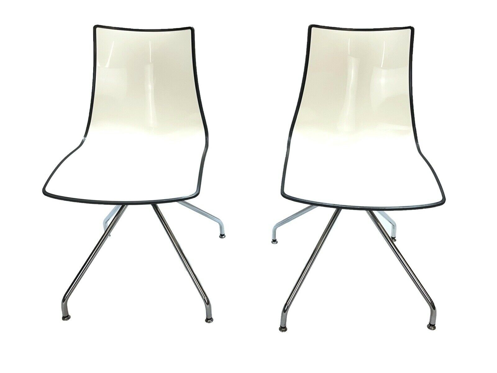 Scab Zebra, Revolving Dining Chairs And Associated Table