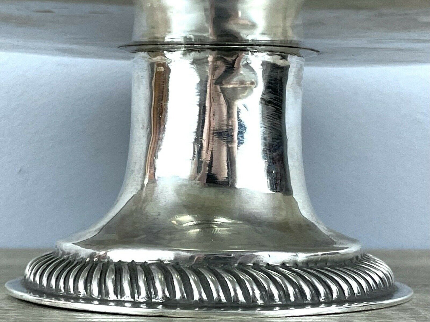 17th Century, William III Silver Tazza, London 1699 - Possibly Samuel Hawkes