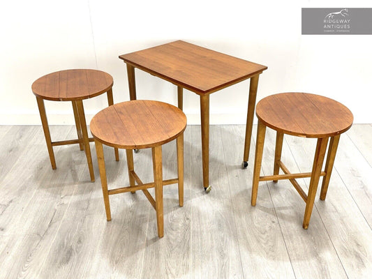 Poul Hundevad, Mid Century, Nesting Folding Tables