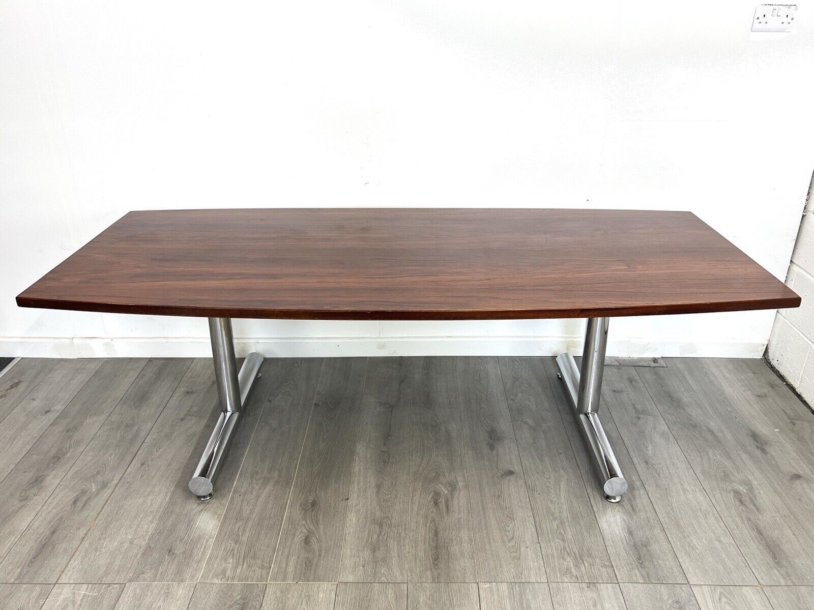 Pieff, 6 Seater Rosewood Dining Table