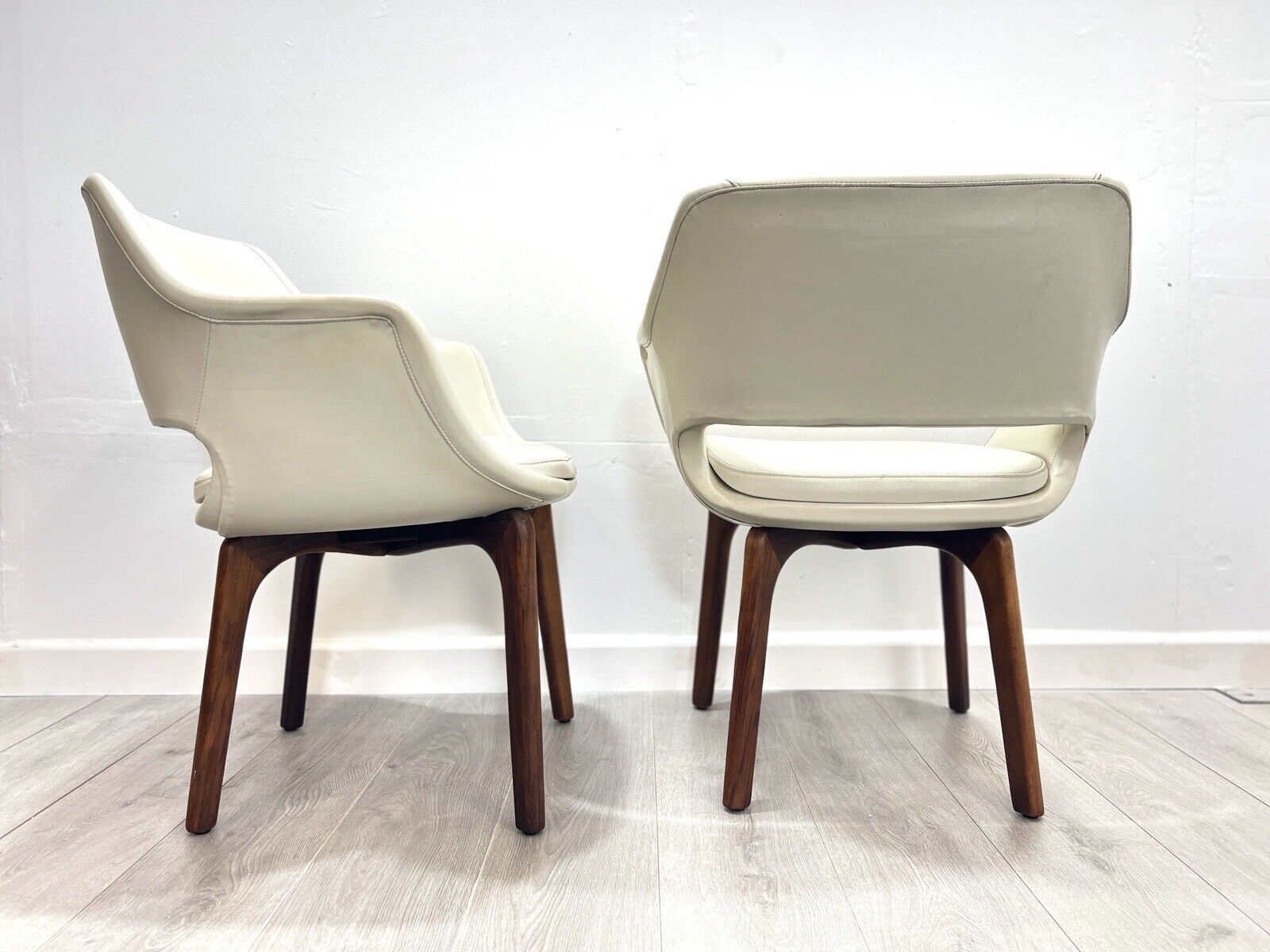 Pair of Danish De Luxe Kilta White Leather and Teak Dining Chairs