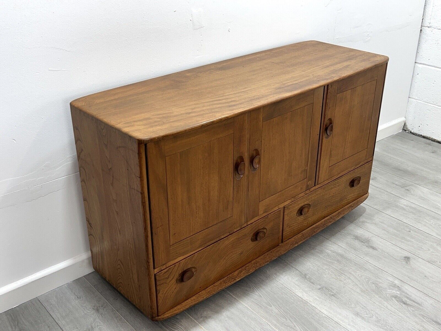 Ercol Model 429, Vintage Blue Label Sideboard on Castors