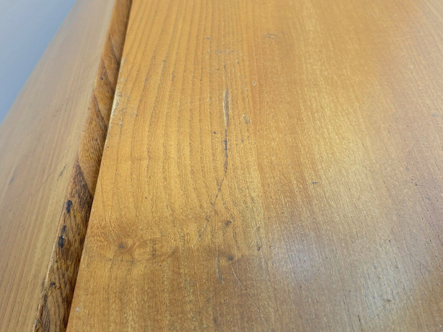 Ercol Model 384, Retro Drop Leaf Oval Dining Table
