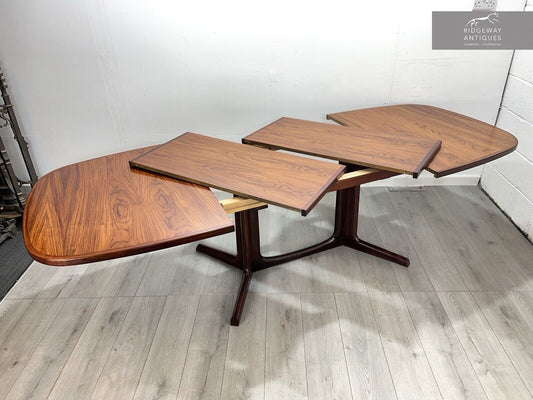 Gudme Møbelfabrik, Vintage Danish Rosewood Extending Dining Table