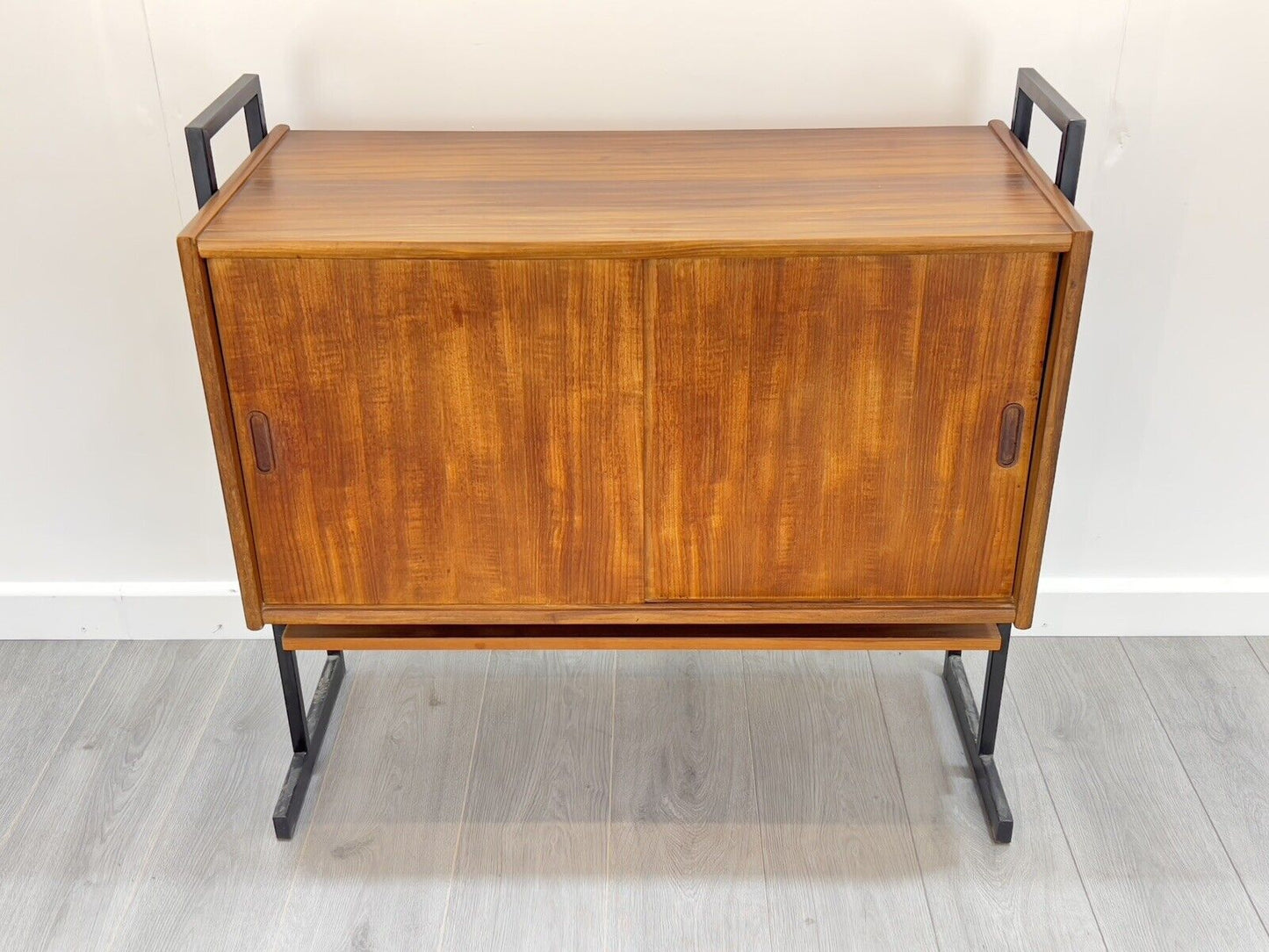 A Robex, Small Mid Century Modular Shelving Unit