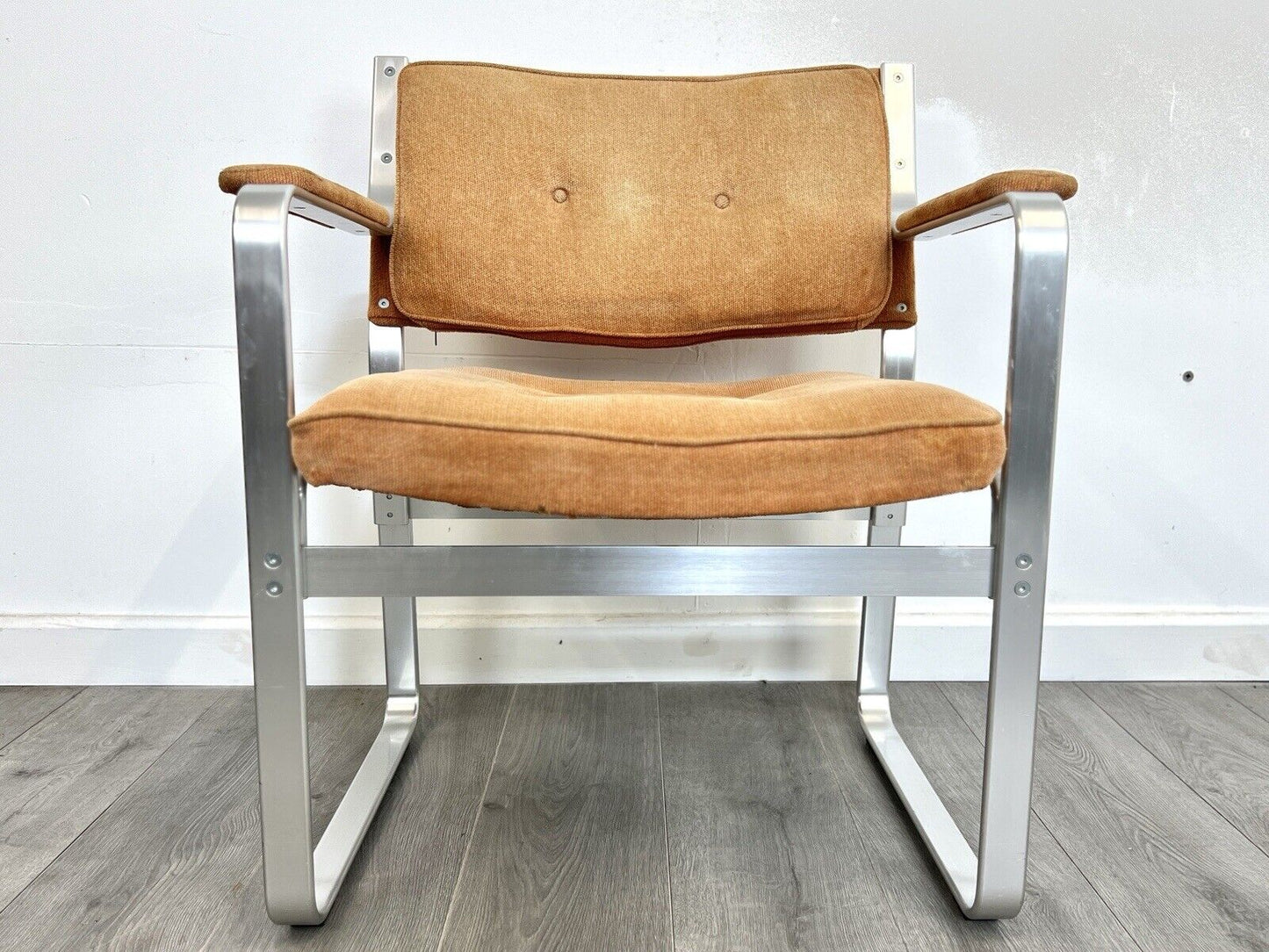 J. O. Carlsson Mondo, Corduroy & Aluminium Club / Lounge Chair