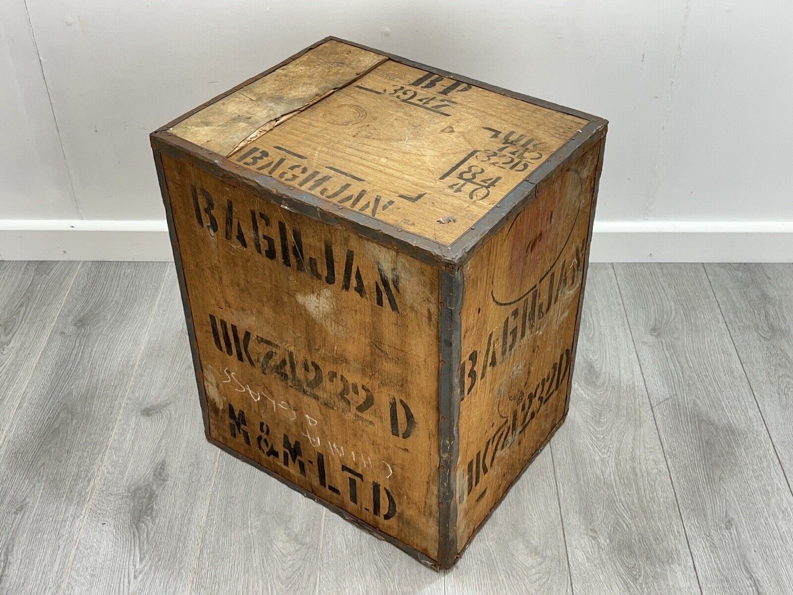 Vintage Wooden Tea Crate from Baghjan, India