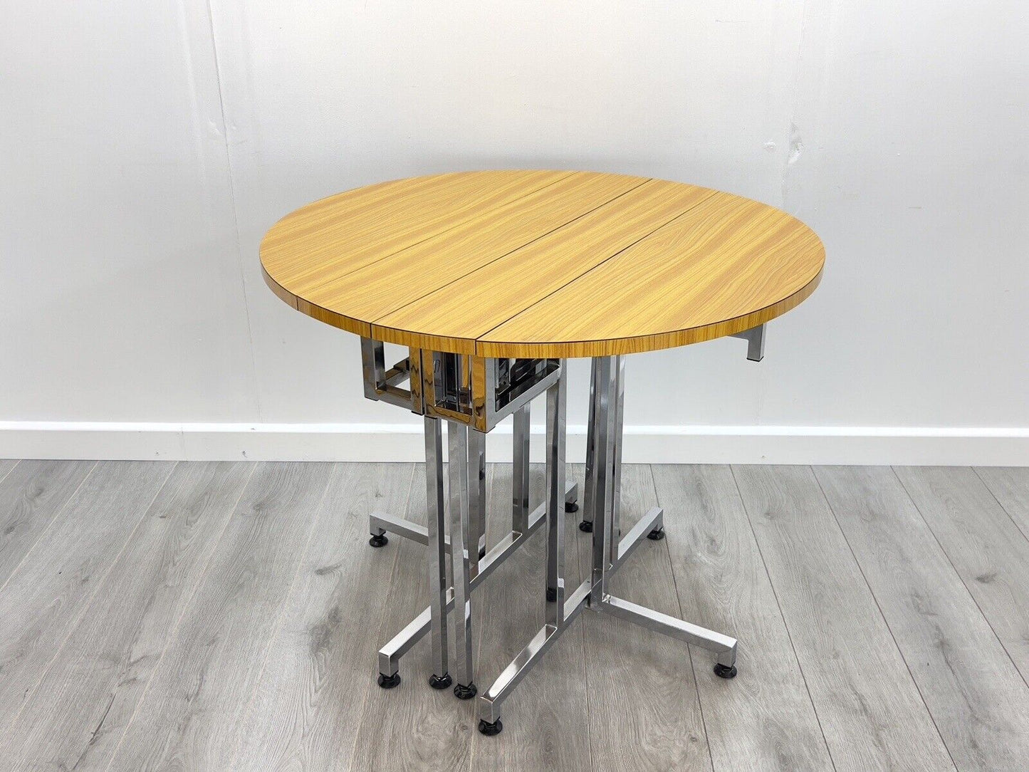 Torrens et Fils, Impressive Vintage Extending Dining Table (2 - 12 People)