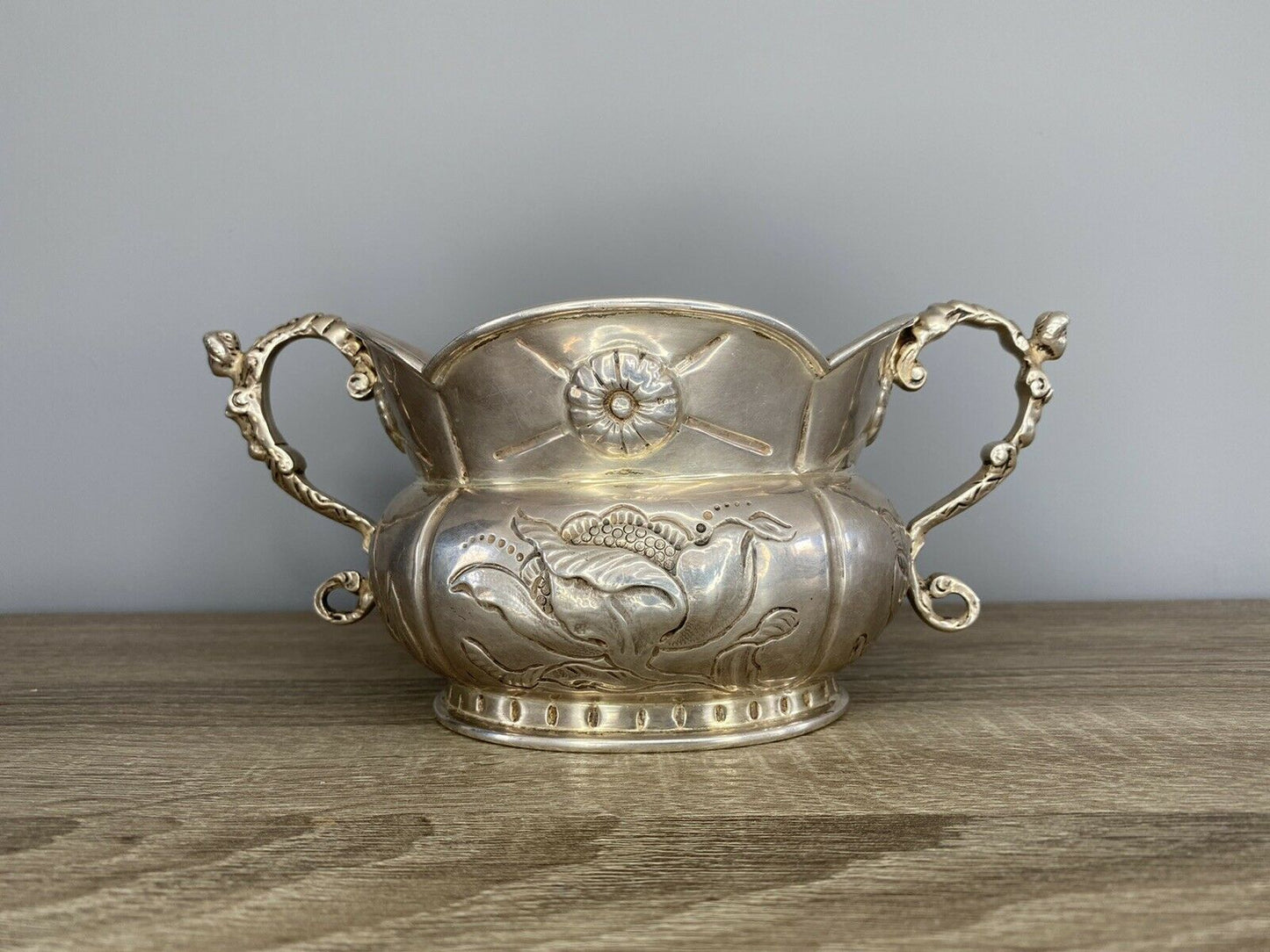 English 17th Century, Charles II Silver Bowl/Porringer