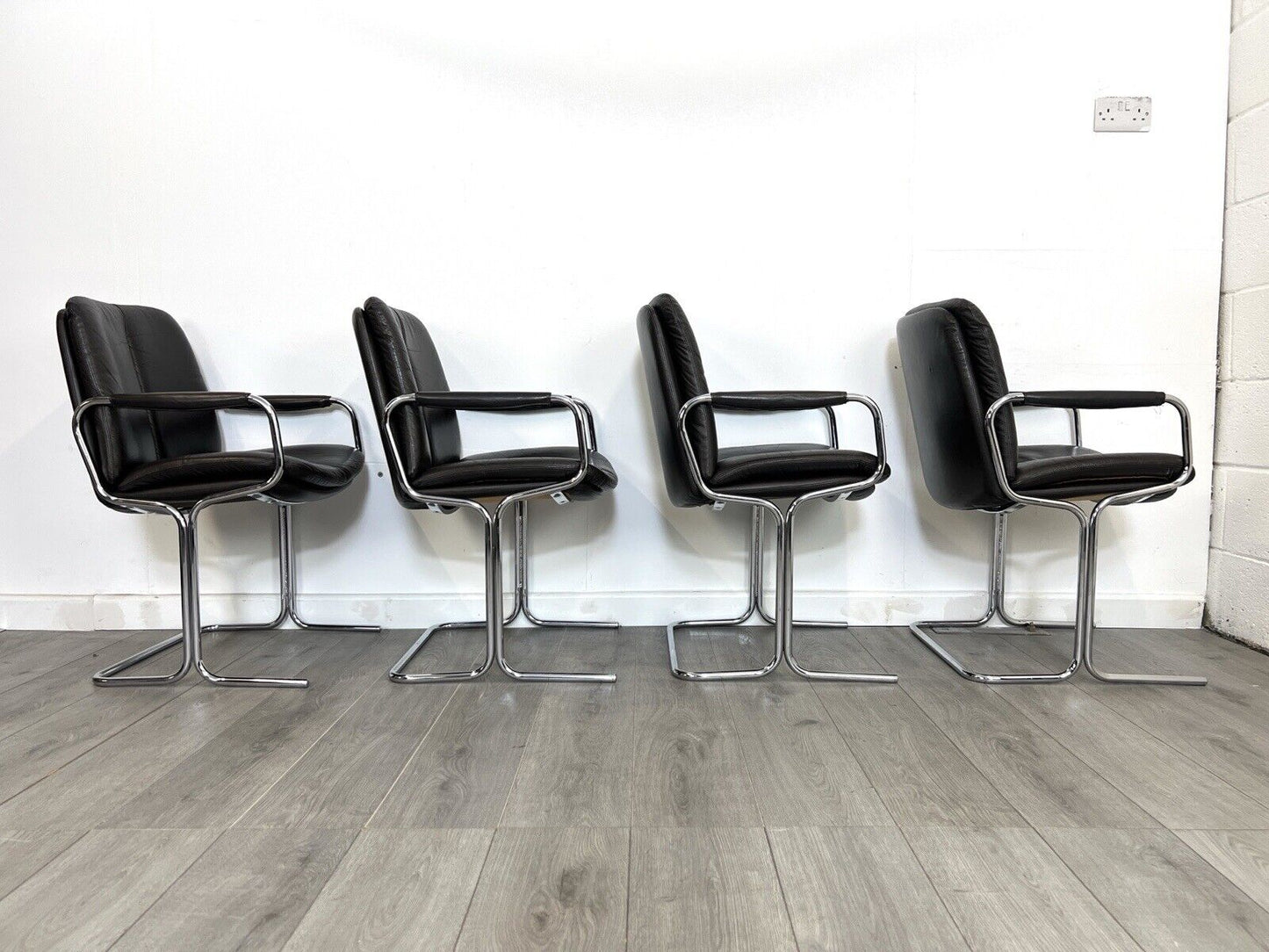 Pieff Eleganza, Set of 4 Chrome and Brown Leather Dining Chairs