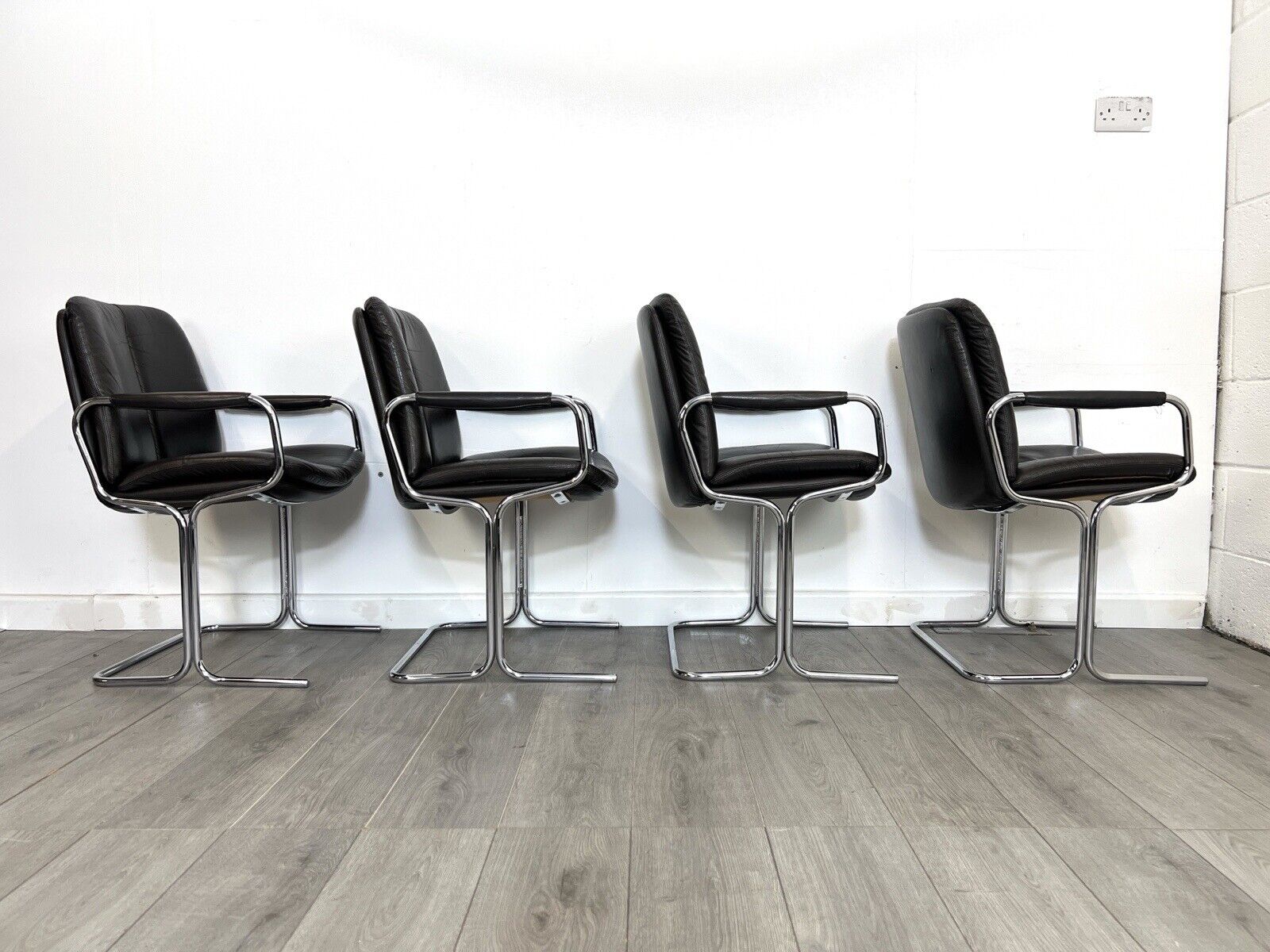 Pieff Eleganza, Set of 4 Chrome and Brown Leather Dining Chairs